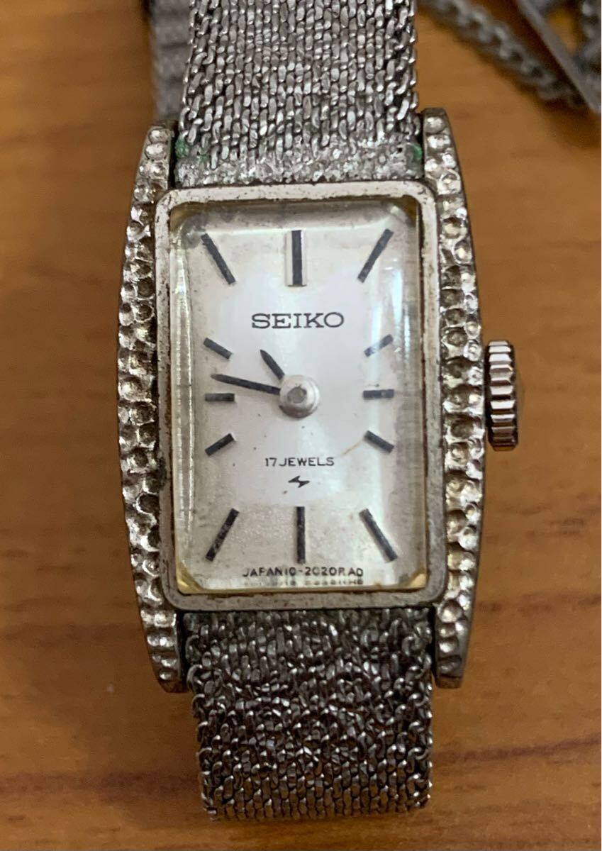 25071122